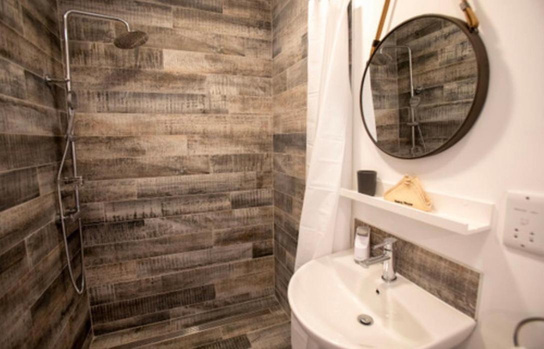 Josies Place At Waters Edge Self Catering Apartment Glenarm Exteriér fotografie